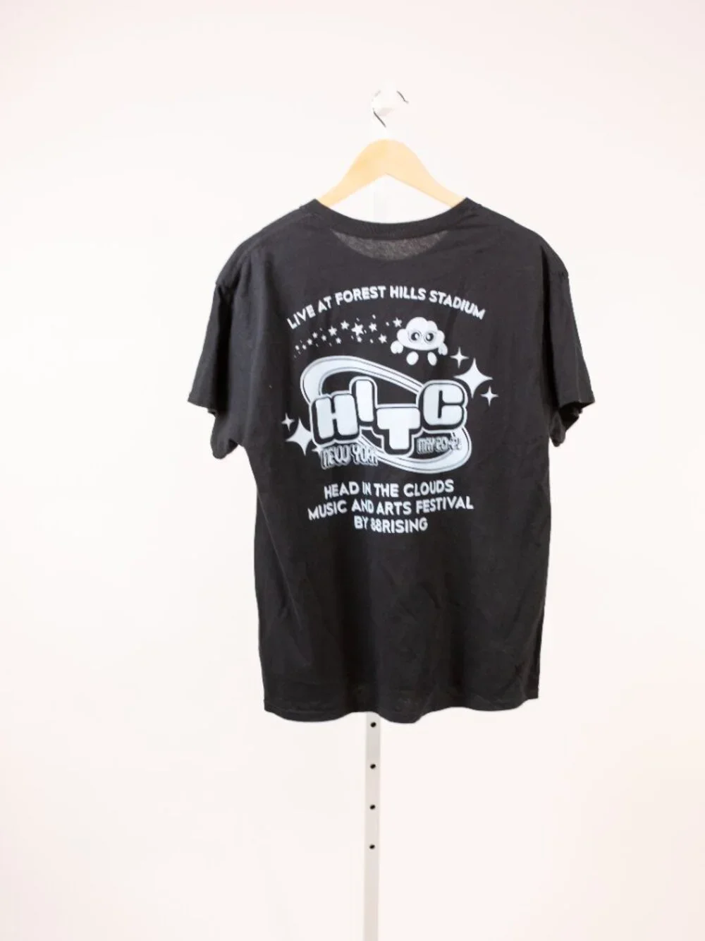 Head In The Clouds Tee - Picture 2 of 2